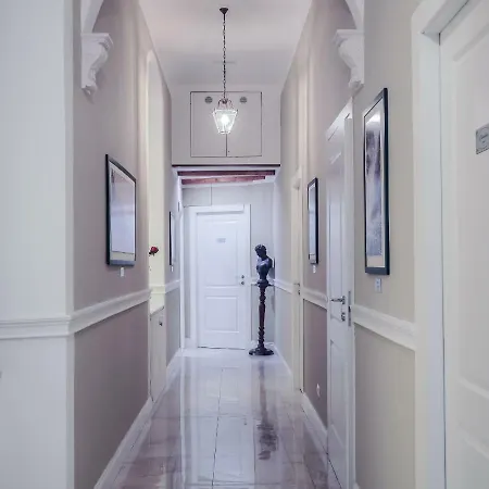 L'opera & ゲストハウス