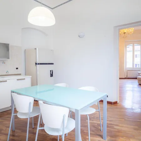 Guest house L'opera & La Spezia