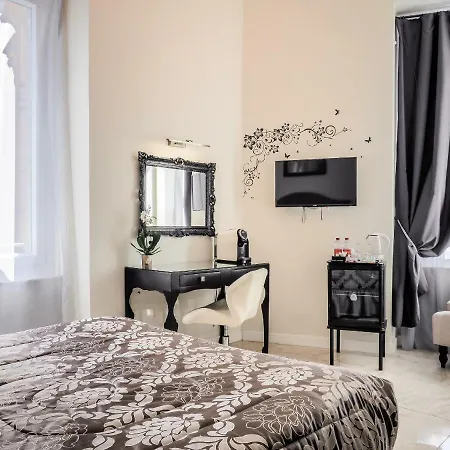 L'opera & Guest house