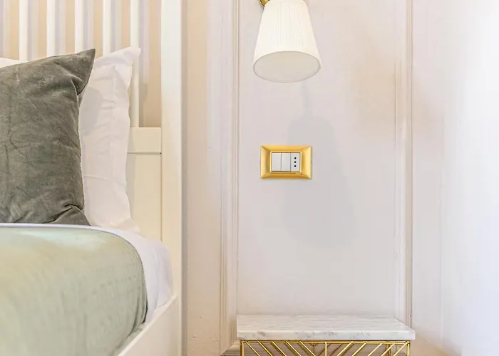 L'opera & Penzion La Spezia