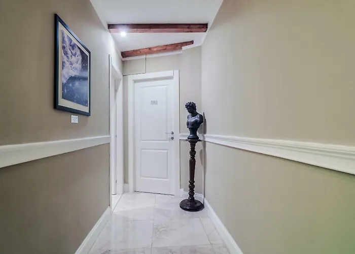 L'opera & Penzion 4*